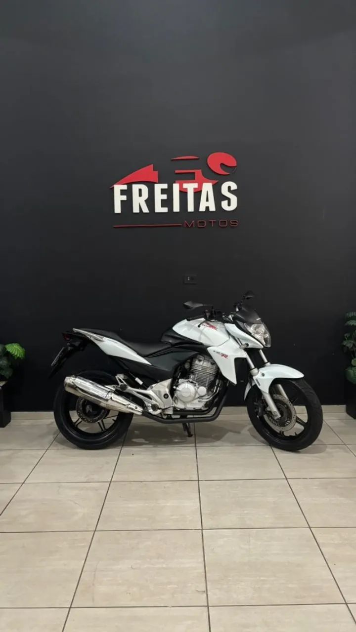 HONDA CB 300R - Foto 2