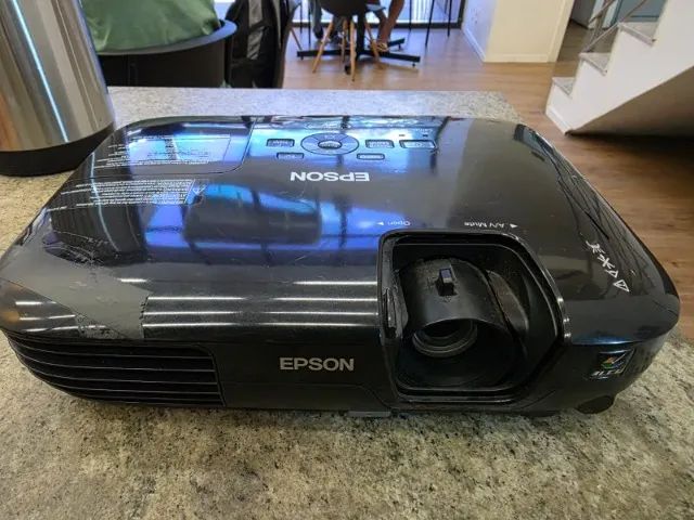 Projetor Epson PowerLite S8