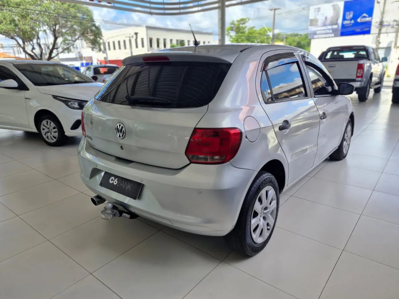 Volkswagen Gol (novo) 1.0 MI Total Flex 8V 4P 2014 - Foto 6