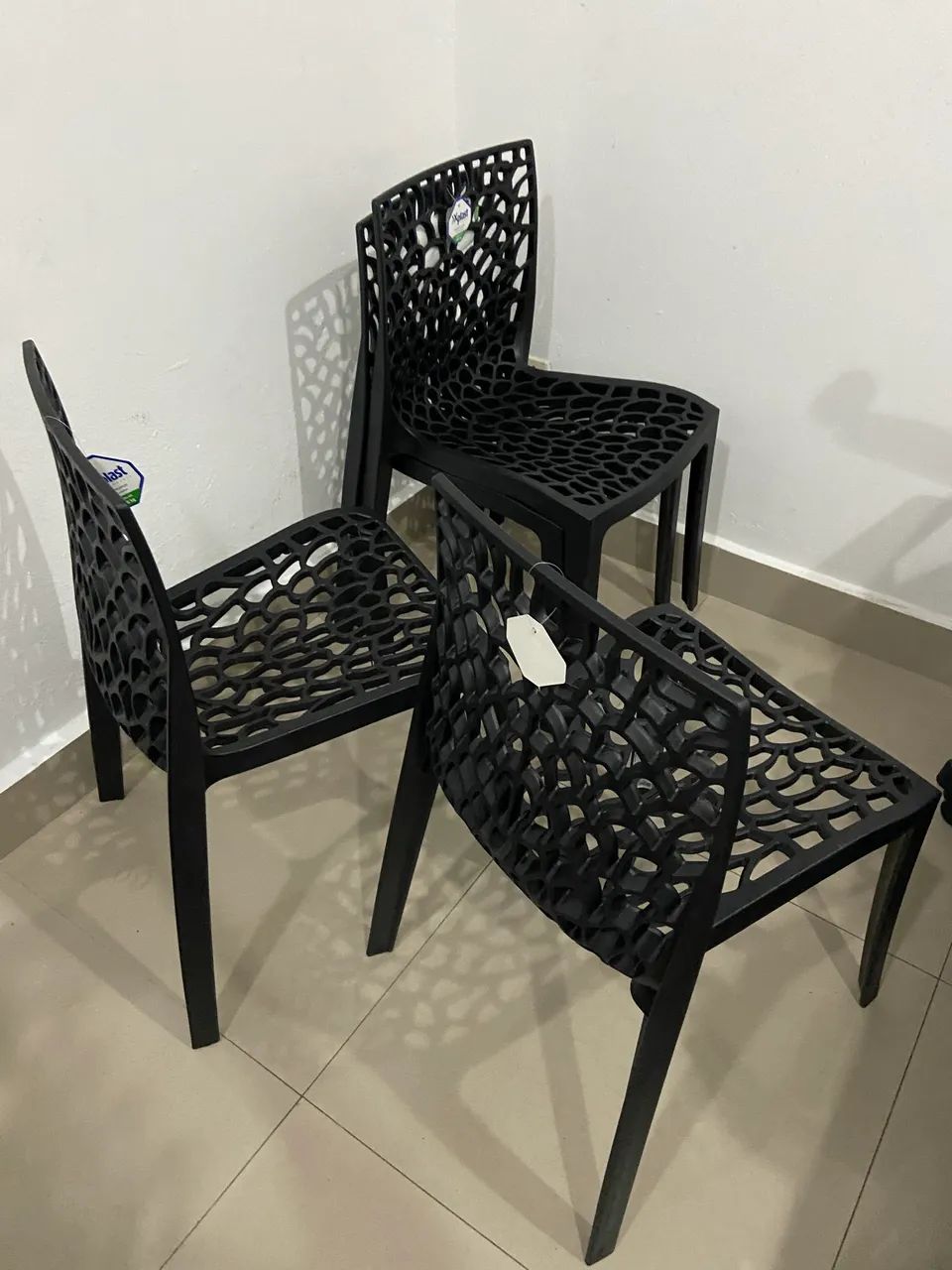 Cadeiras novas R$100,00 cada