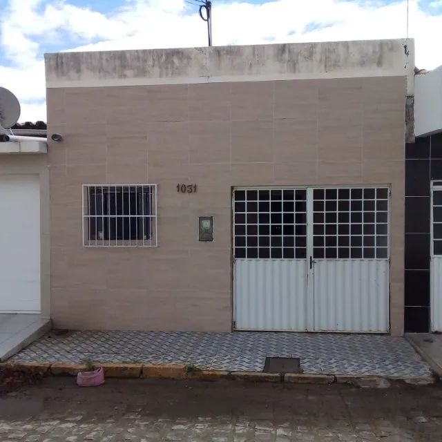 Vende-se casa em Serra Talhada/PE