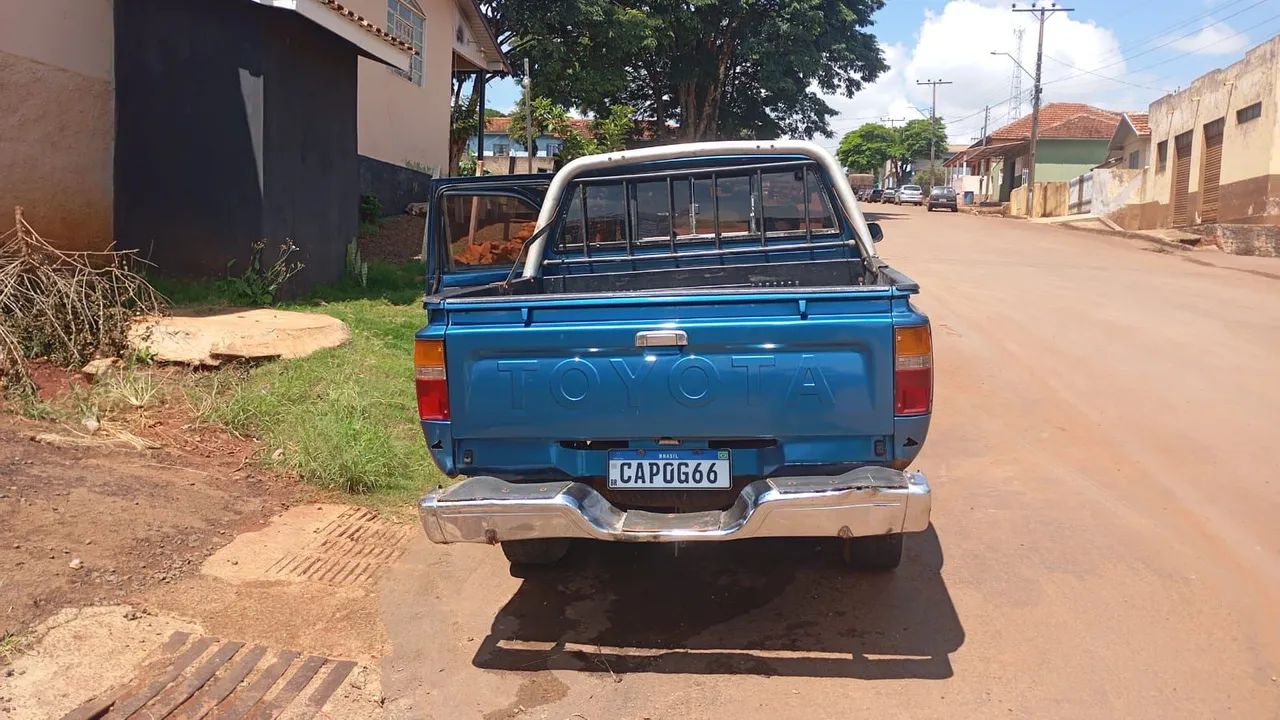 Toyota Hilux CD 4X4 2.8 Diesel Mec. 1994