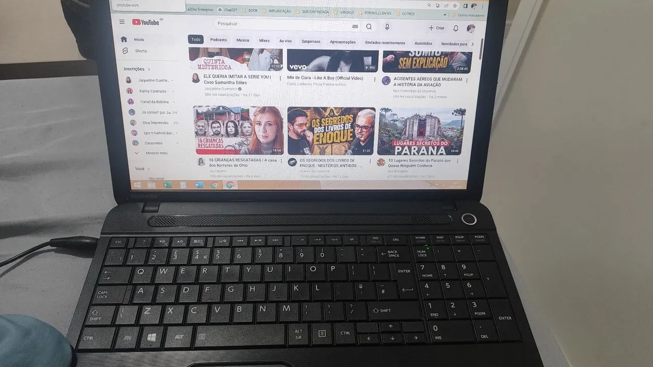 Notebook Toshiba Satellite C50D-A-138 | 4GB RAM - Foto 4