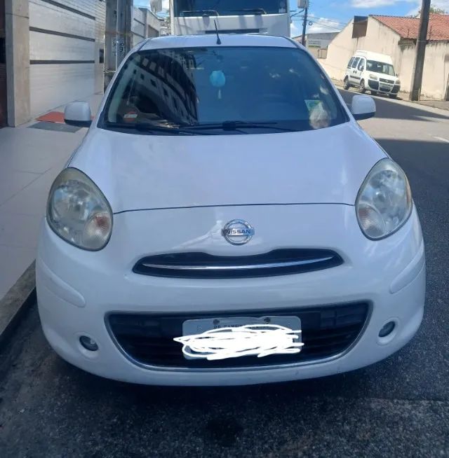 Nissan March S 1.6 16V FLEX 2014
