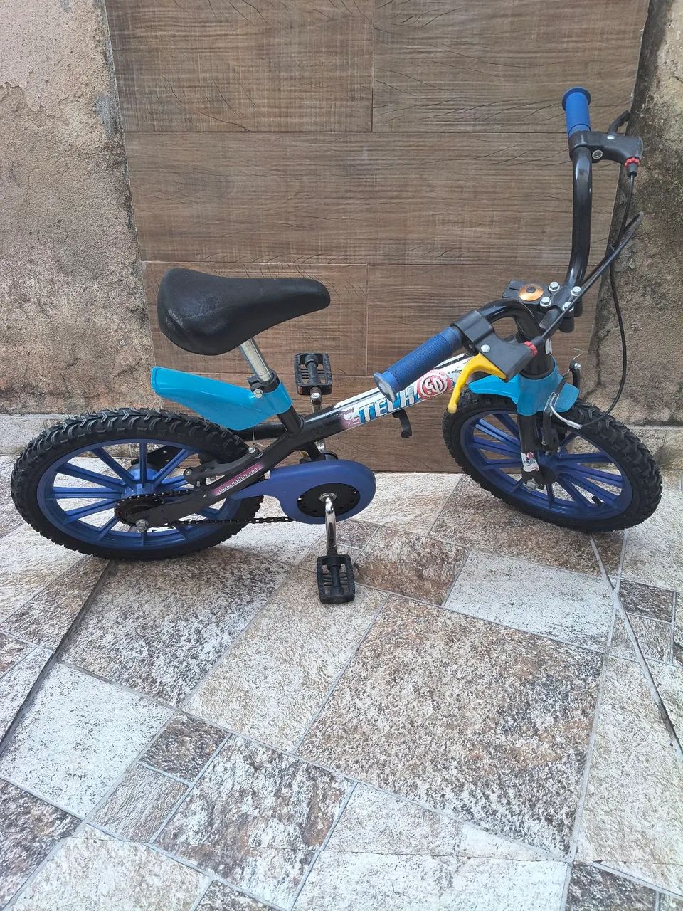 Bicicleta infantil aro 16 - Foto 5