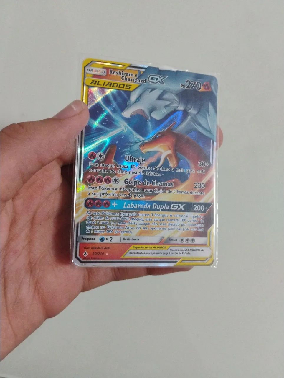 Charizard e reshiram aliados GX carta pokémon  - Foto 3