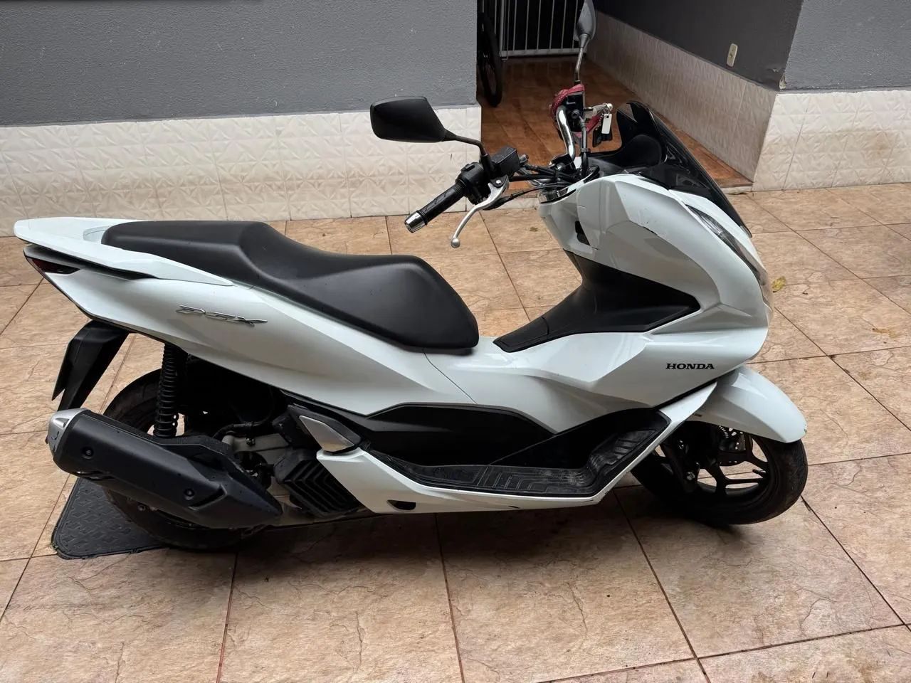 Moto muito nova !