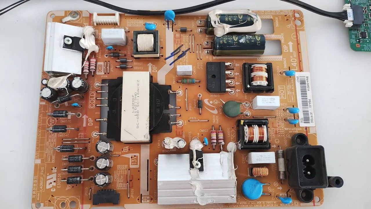 Placa da televisão Samsung UN40J5200AG<br><br>Type No.: UN40J5200 - Foto 2