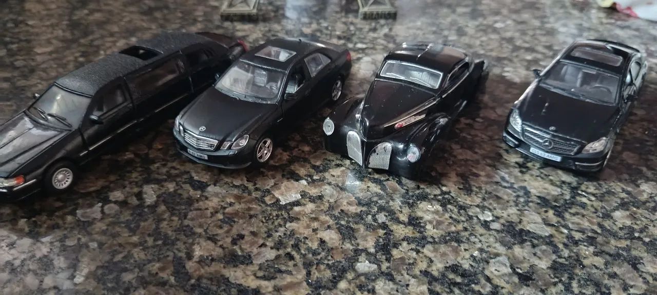 Vende mini coleção carros  - Foto 5