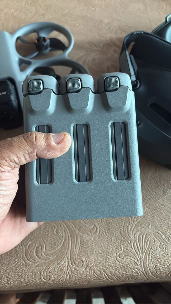 Avata 360 novo nunca usado kit completo - Foto 2