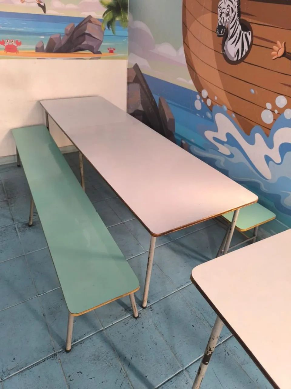 Mesa de refeitório 