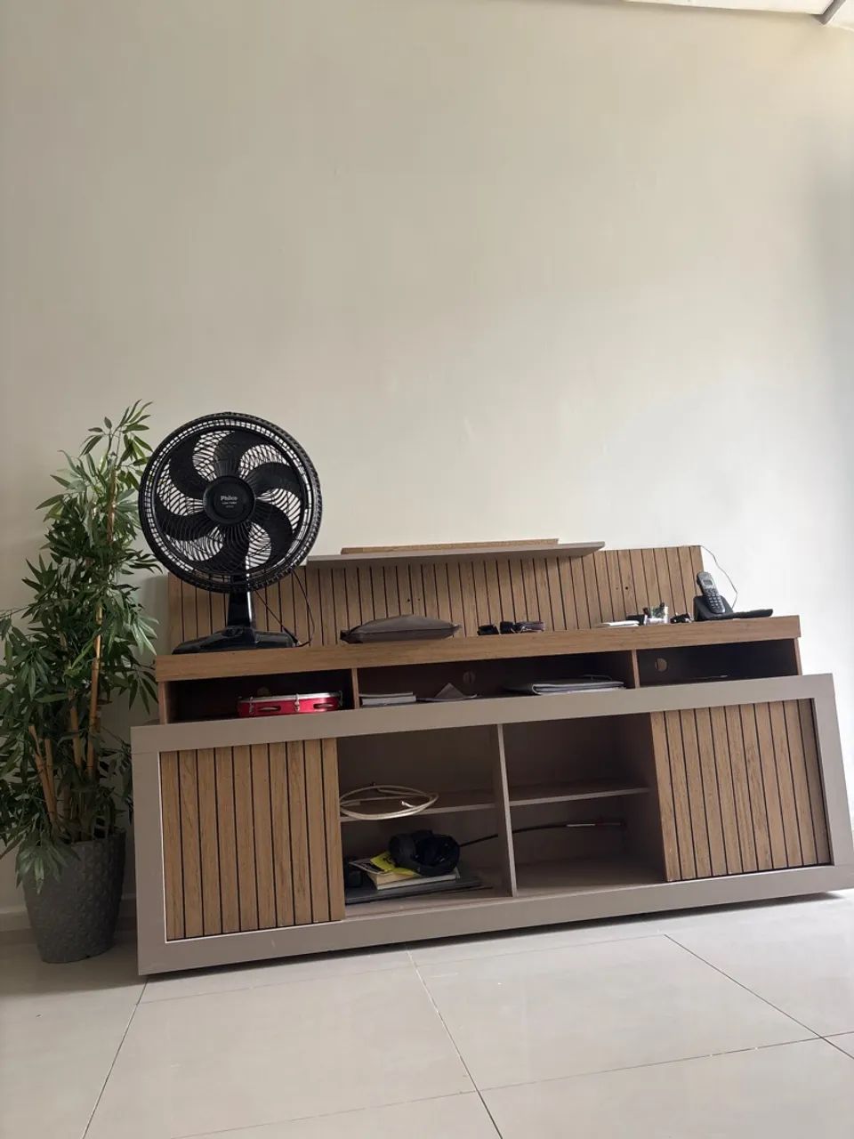 Rack com painel de TV até 70polegadas 
