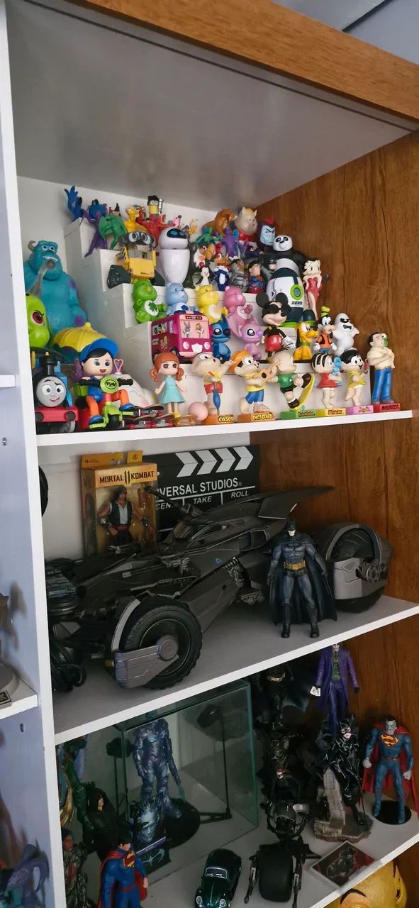 Bonecos colecionáveis,  neca, Marvel select  e outros - Foto 4