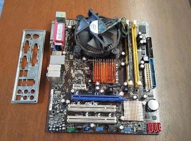 kit placa mae asus p5kpl-am core2duo E7300 e 2gb de ram ddr2
