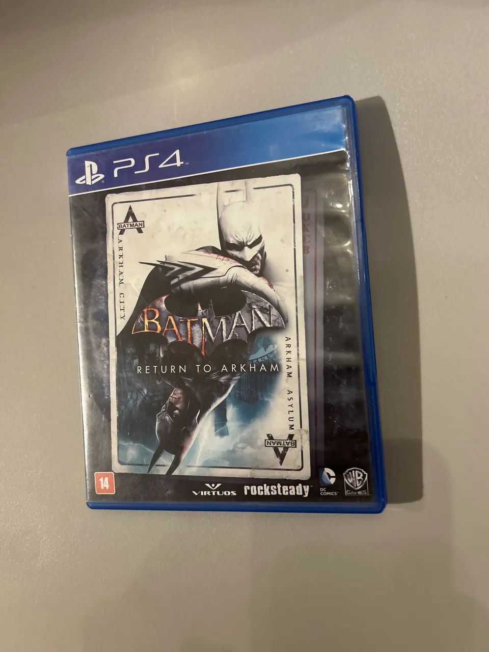 Saga Batman Return to Arkham PS4 (remasters) - Foto 2