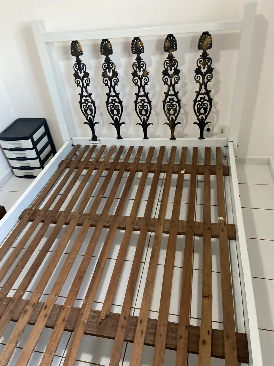 Cama casal antiguidade 