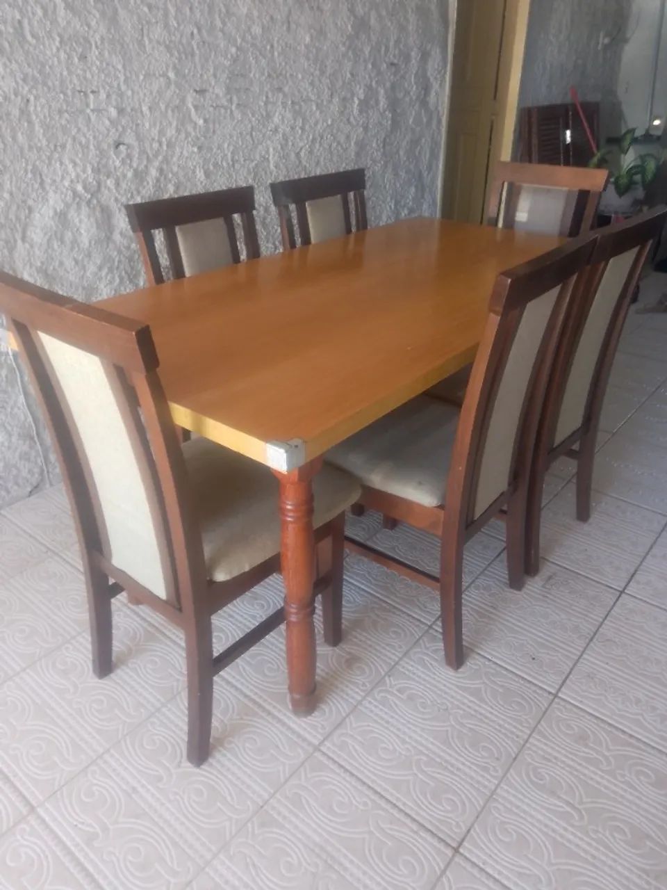 Mesa com 6 cadeira - Foto 2