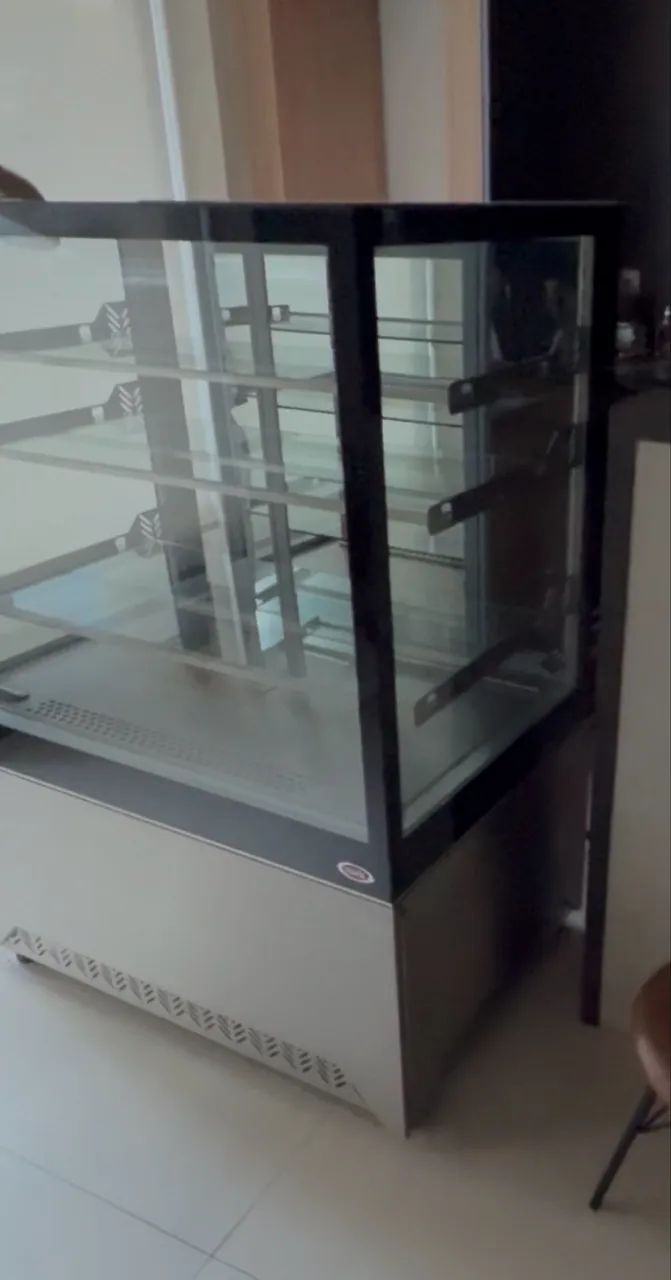 Vitrine refrigerada/ refrigeração COZIL INOX - Foto 3
