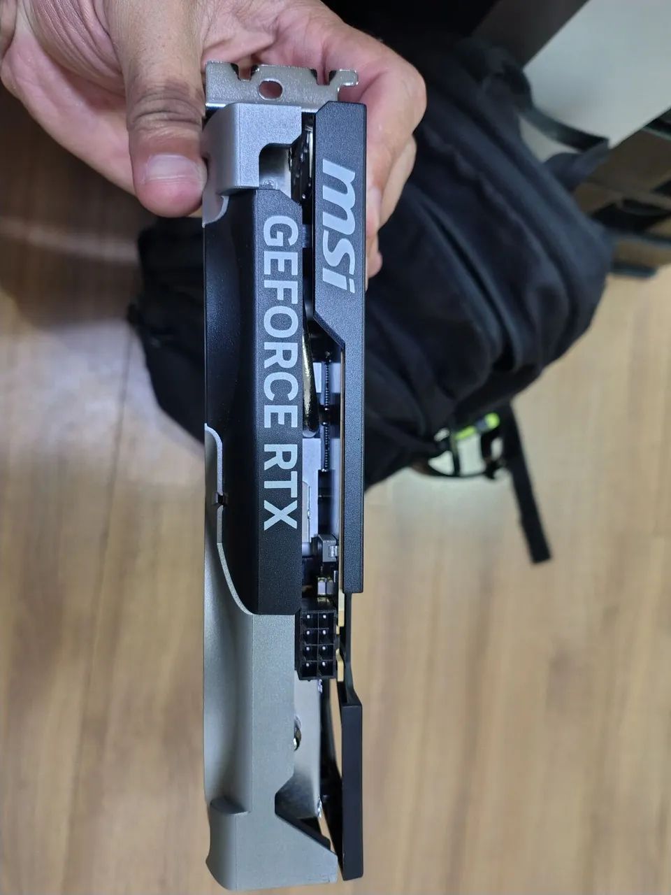 RTX 5060 8GB MSI  - Foto 3
