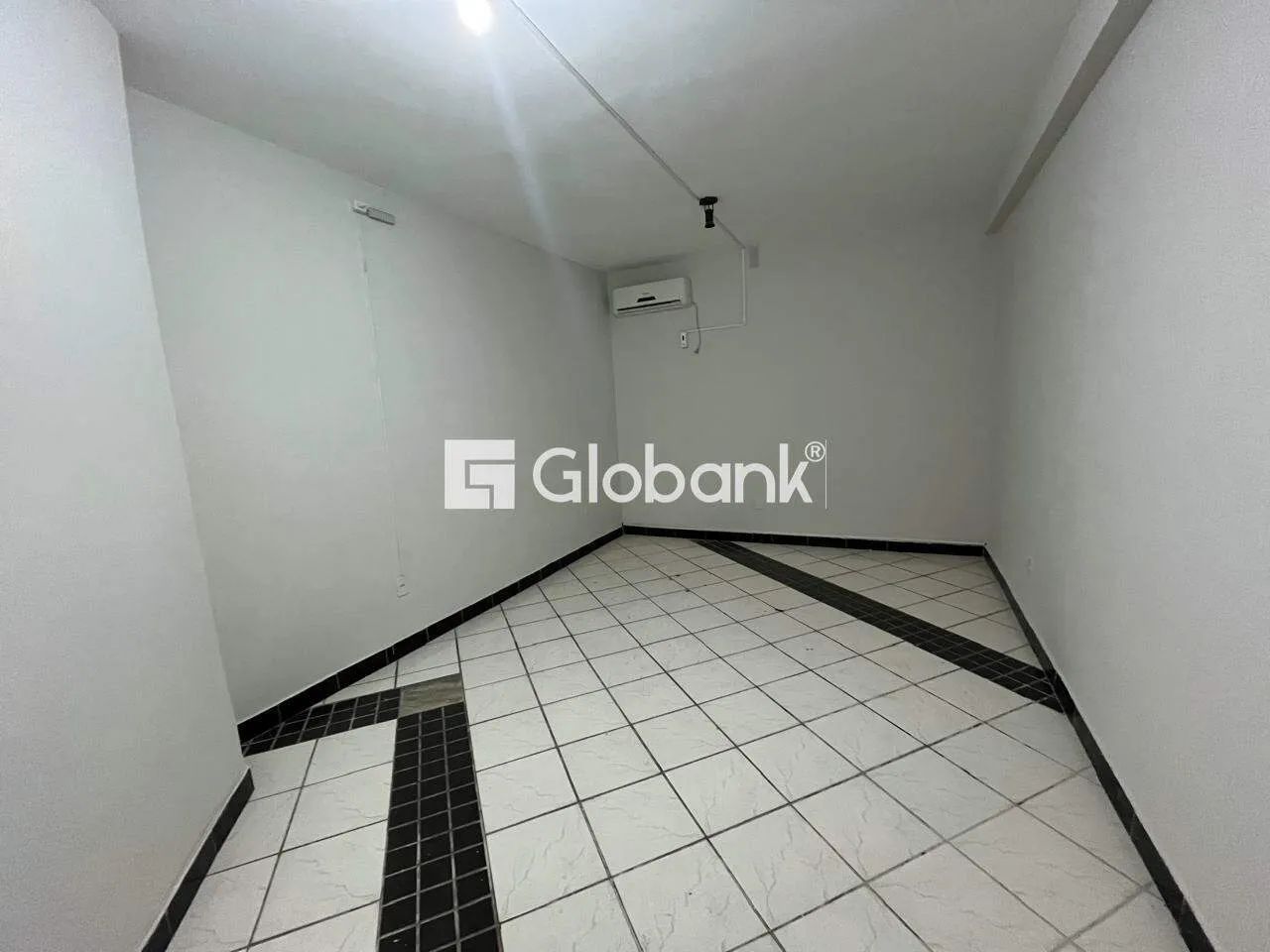 Andar para aluguel Centro 223m² Montes Claros MG - Foto 3