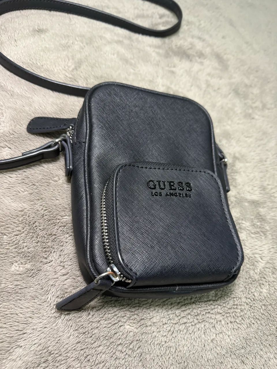 Bolsa guess crossbody  - Foto 3