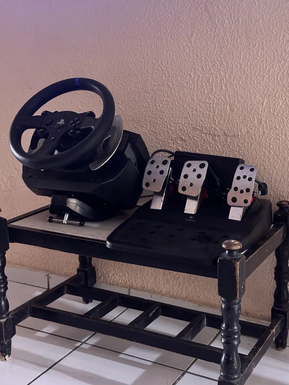 Volante Thrustmaster T500 pra PC ou Vídeo Game - Foto 2