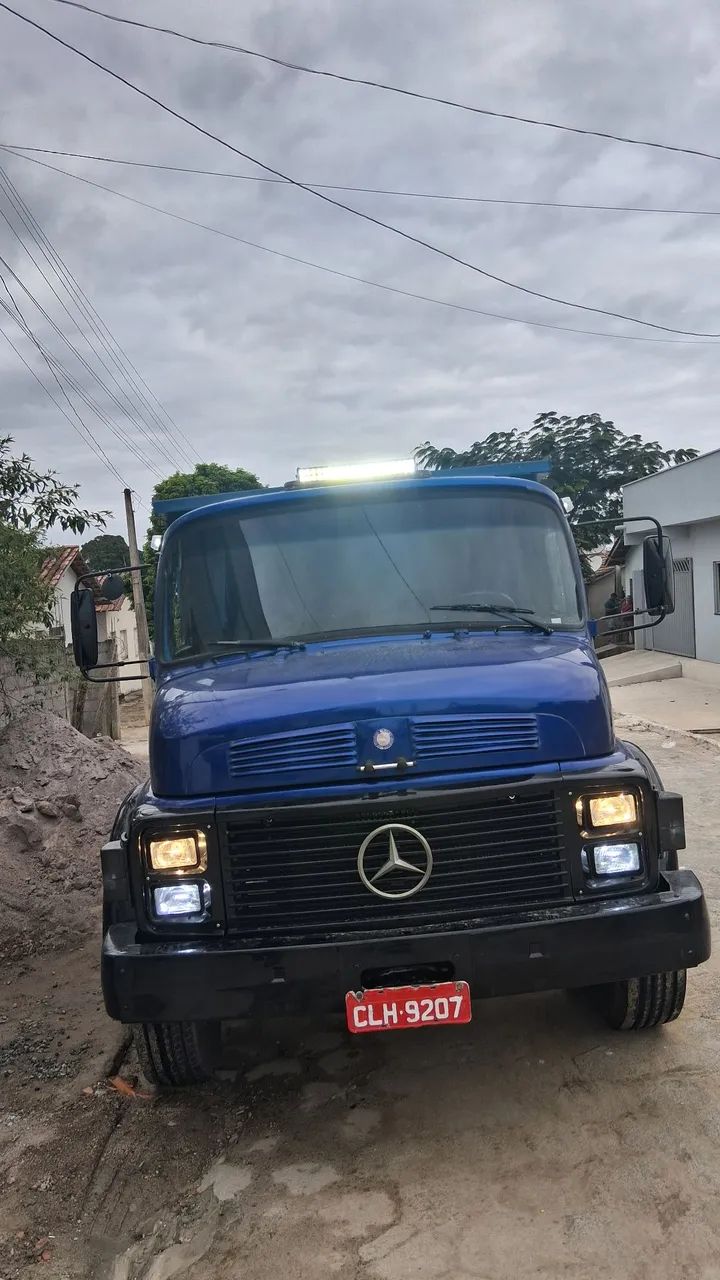 Caminhão truck caçamba  - Foto 3