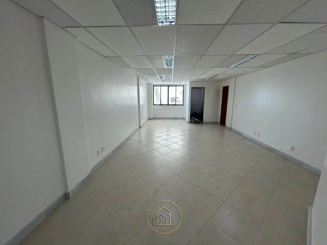 Sala comercial com 23,98m2 na Praia Campista, Macaé/RJ - Foto 2