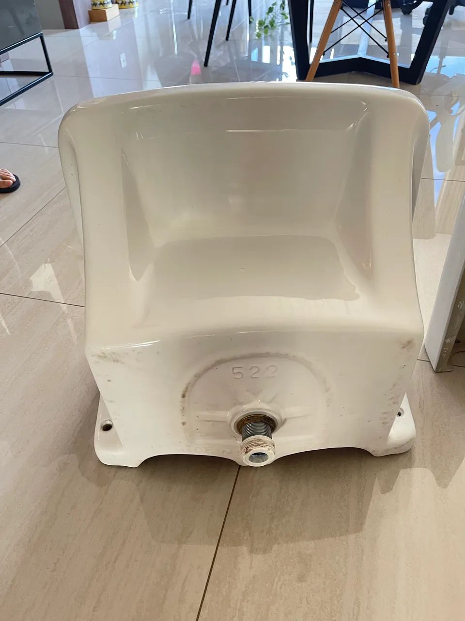 Tanque em louça hervy com coluna - Foto 4