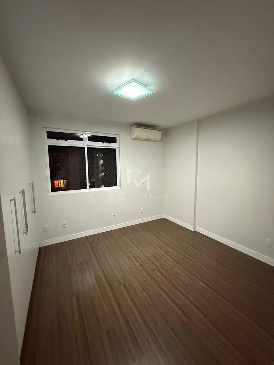 OPORTUNIDADE  APARTAMENTO 100% REFORMADO EM COQUEIROS - Foto 5