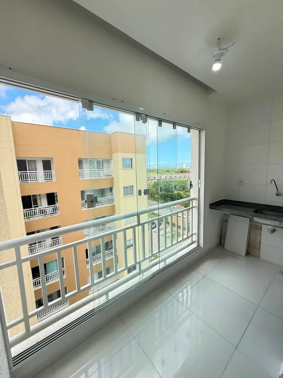 APARTAMENTO NO SPACE CALHAU COM 2 QUARTOS