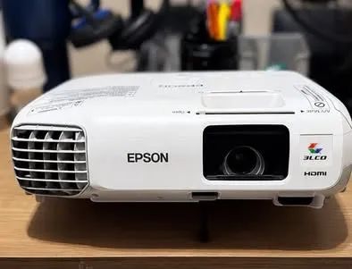 Projetor Epson + Tela de Projeção 100 polegadas - modelo PowerLite X29 - Foto 3