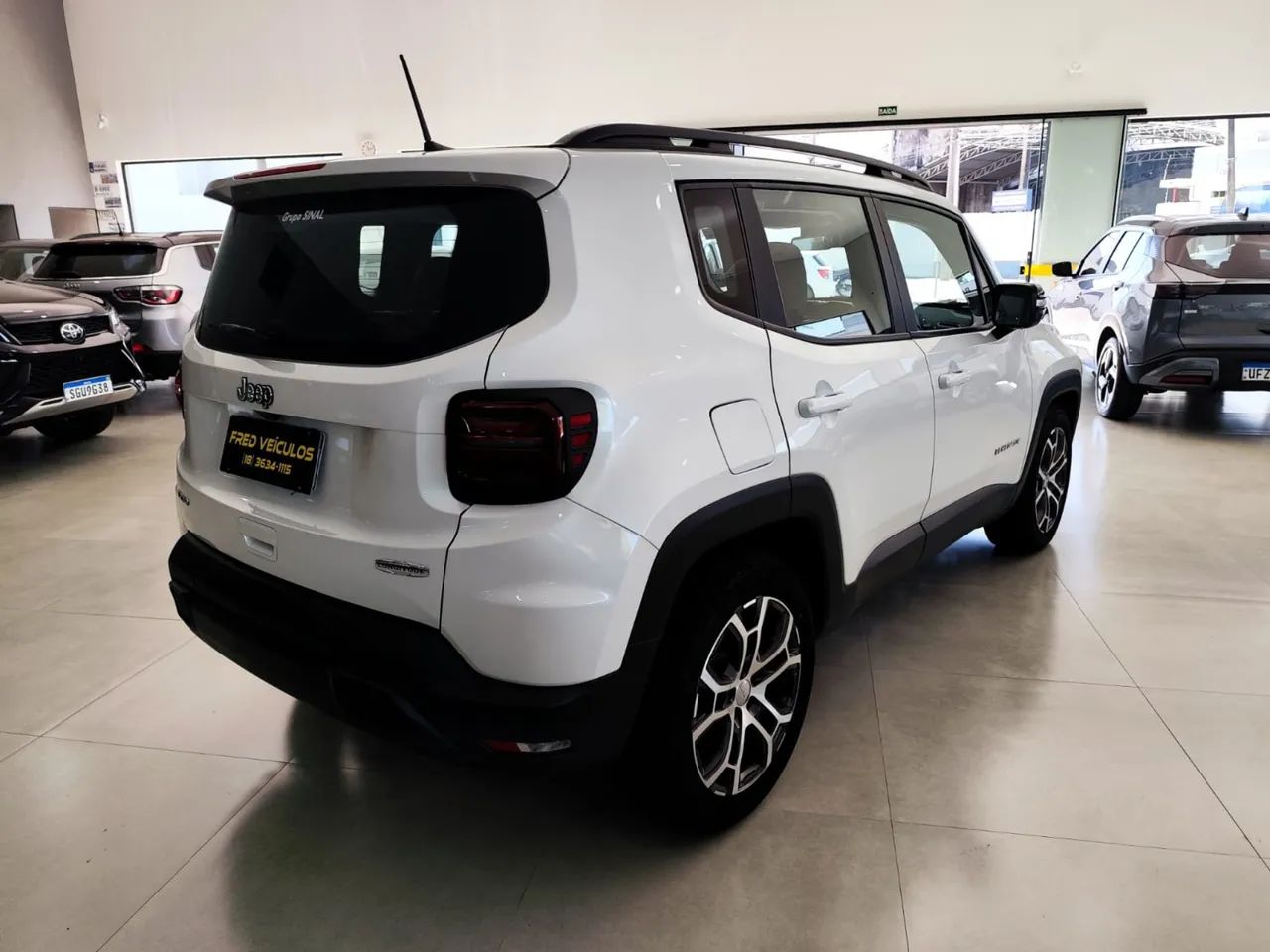 Jeep Renegade Longitude T270 1.3 Turbo 4x2 Aut. 2024 - Foto 6