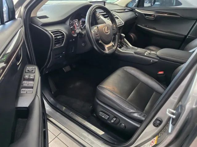 Lexus NX-300 Luxury 2.0 16V 238cv Aut., foto 5 de 20