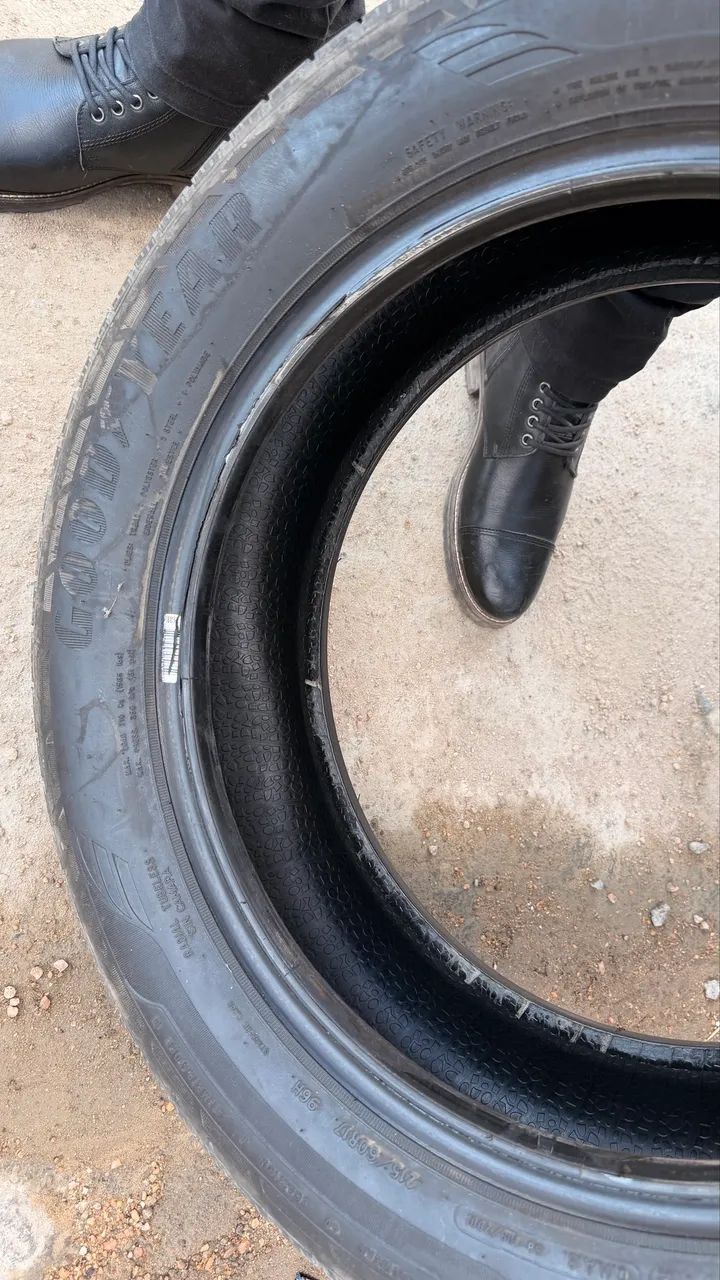 4 Pneus  Goodyear Aro 17 - Foto 2