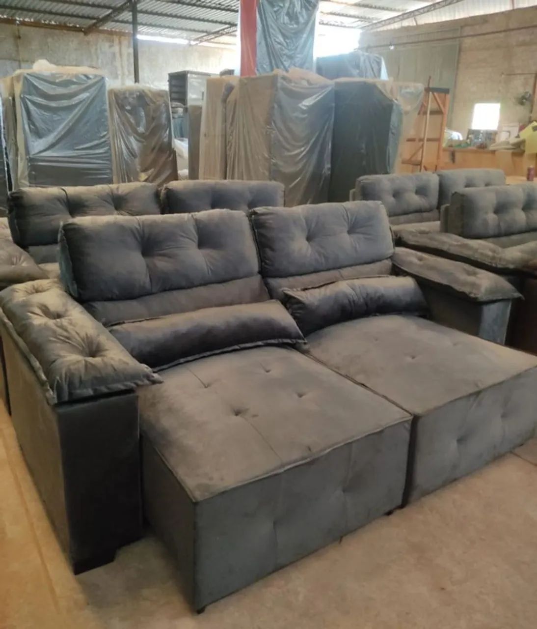 Sofa retrátil reclináveis 2.20 direto da fábrica  - Foto 2