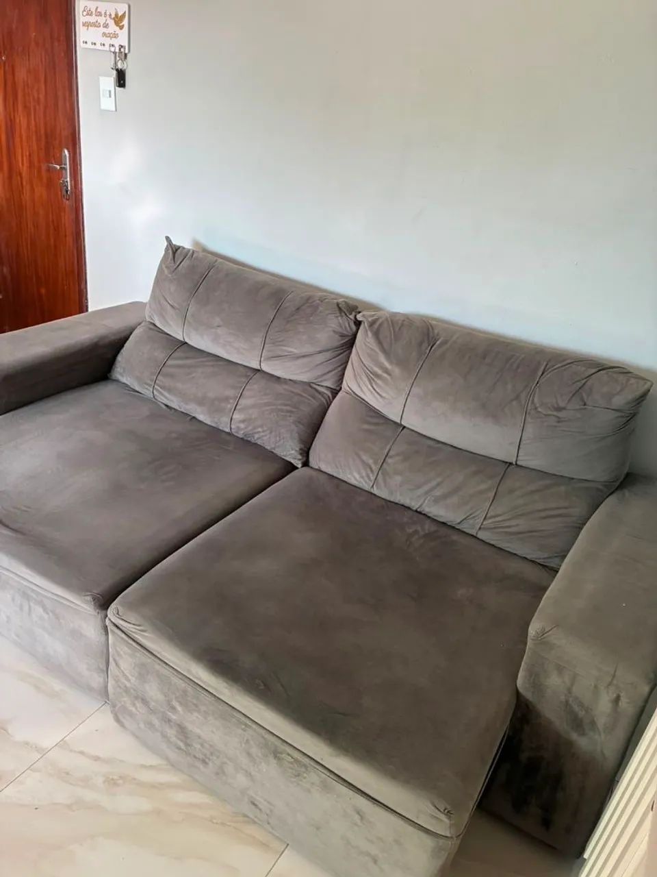 Sofá retrátil, 2,20m de comprimento, 1,4m de largura - Foto 4