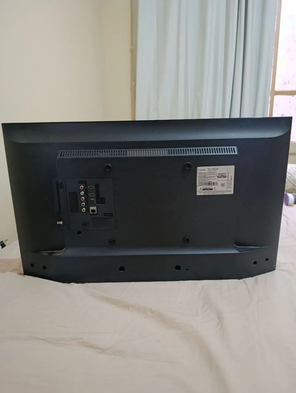 Vendo TV 32 smart Samsung. 