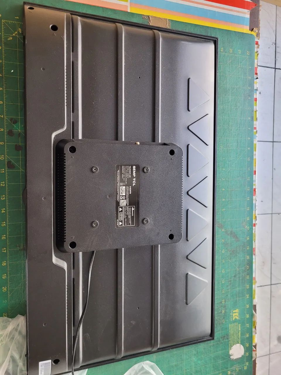 Tv tcl smart 32 polegadas led com tela danificada no estado - Foto 2