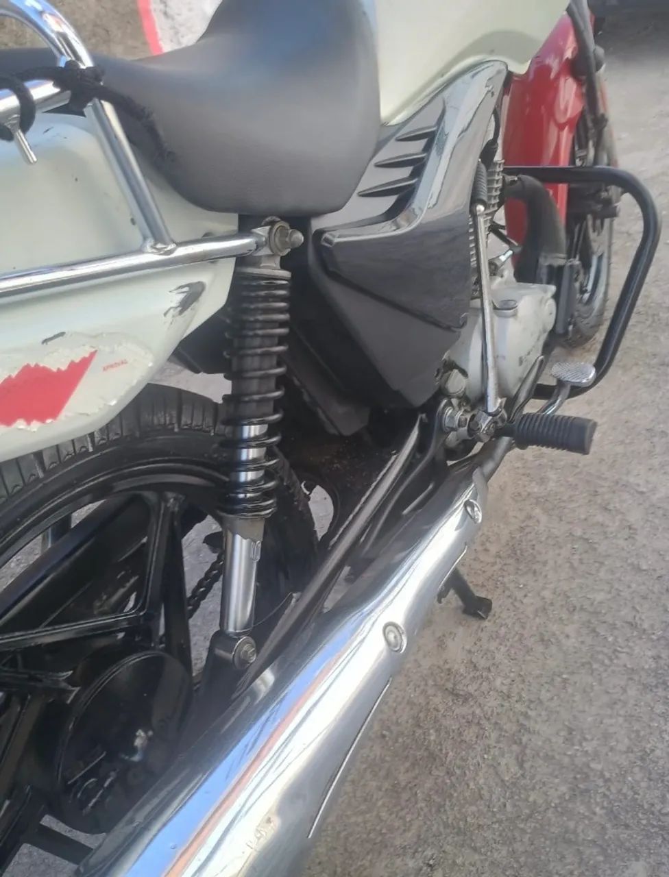 VENDE MOTO CG  - Foto 4