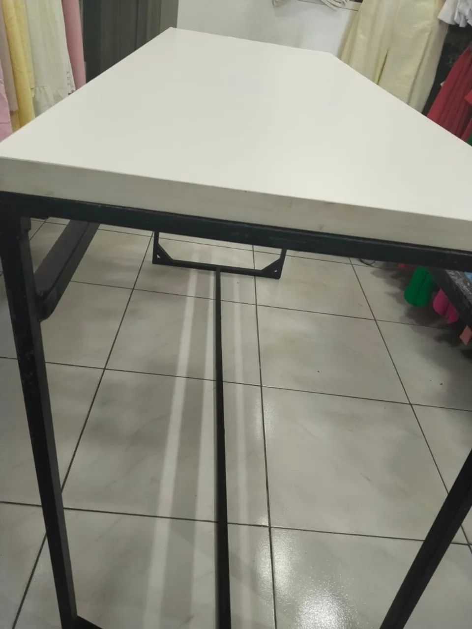 Mesa metalon e mdf - Foto 2