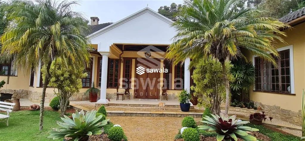 Casa à venda com 390,00m² e 3 quartos em Quebra Frascos, Teresópolis - RJ