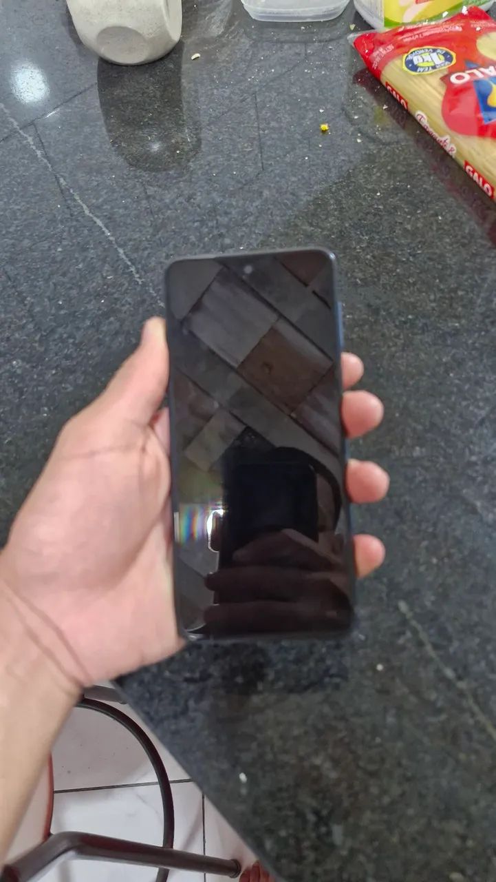 CELULAR COM CAIXA E CARREGADOR ORIGINAL ,PARA RETIRADA DE PEÇAS - Foto 2
