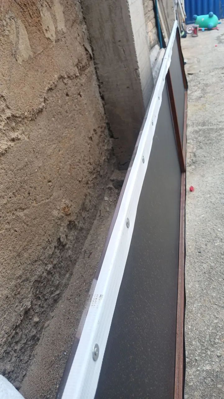 Estrutura metalica para placa  - Foto 2