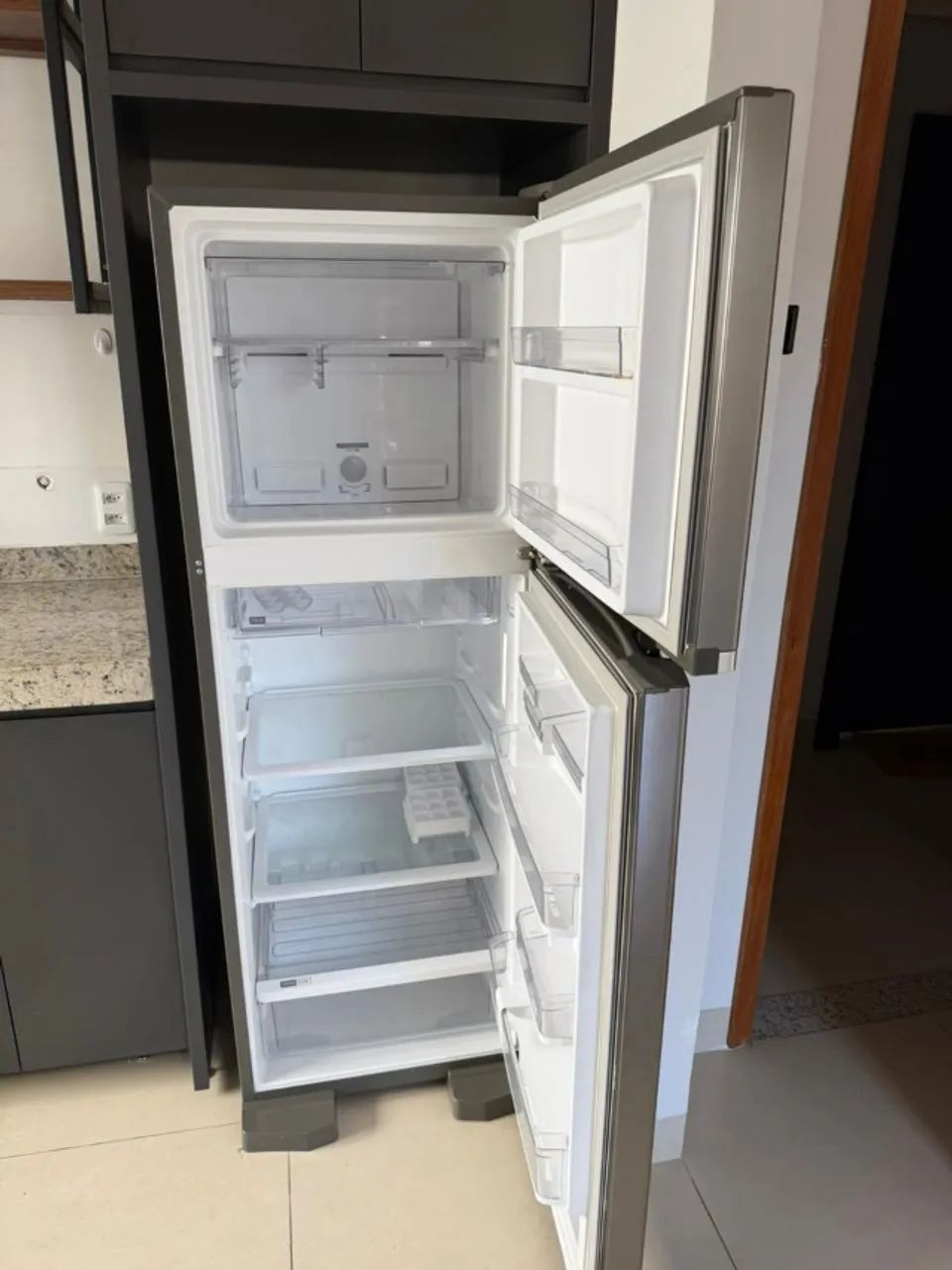 Geladeira Brastemp Modelo BRM45J - Foto 3