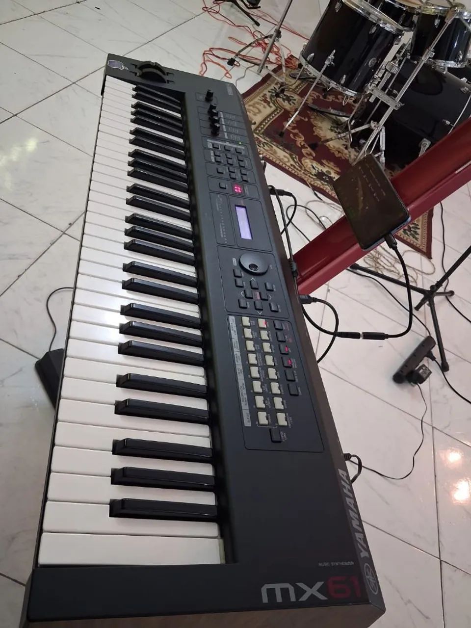 Teclado Yamaha MX61 - Foto 2