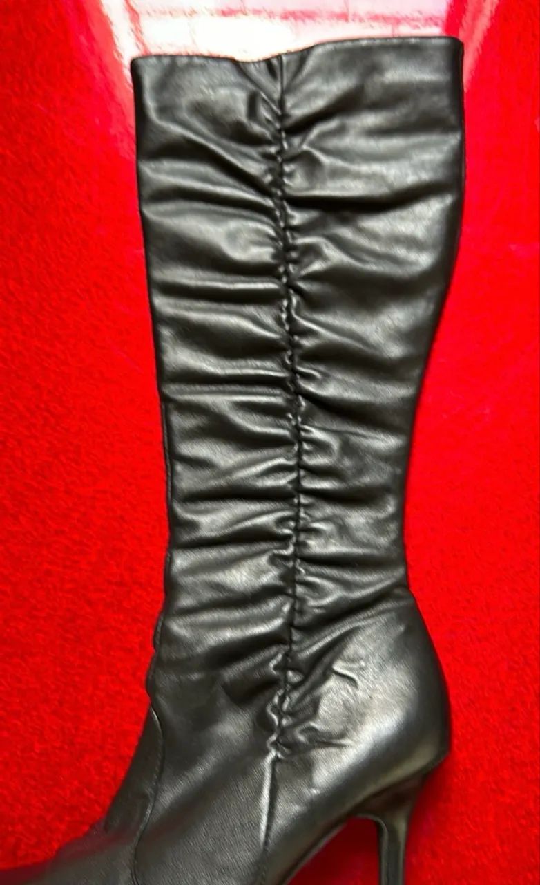 Pra vender hoje! Bota de couro legítimo salto fino e bico fino.  - Foto 2