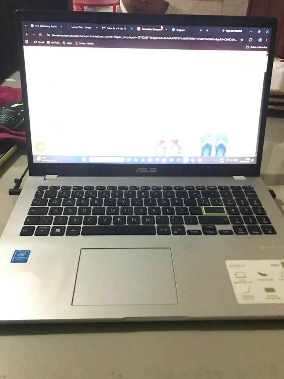 Vendo Notebook ASUS E510