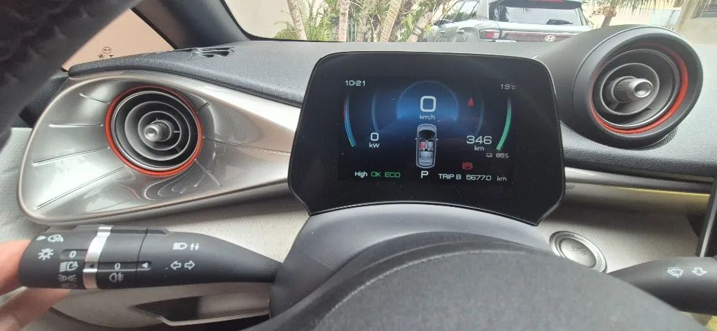 BYD Dolphin EV (Elétrico) 2025