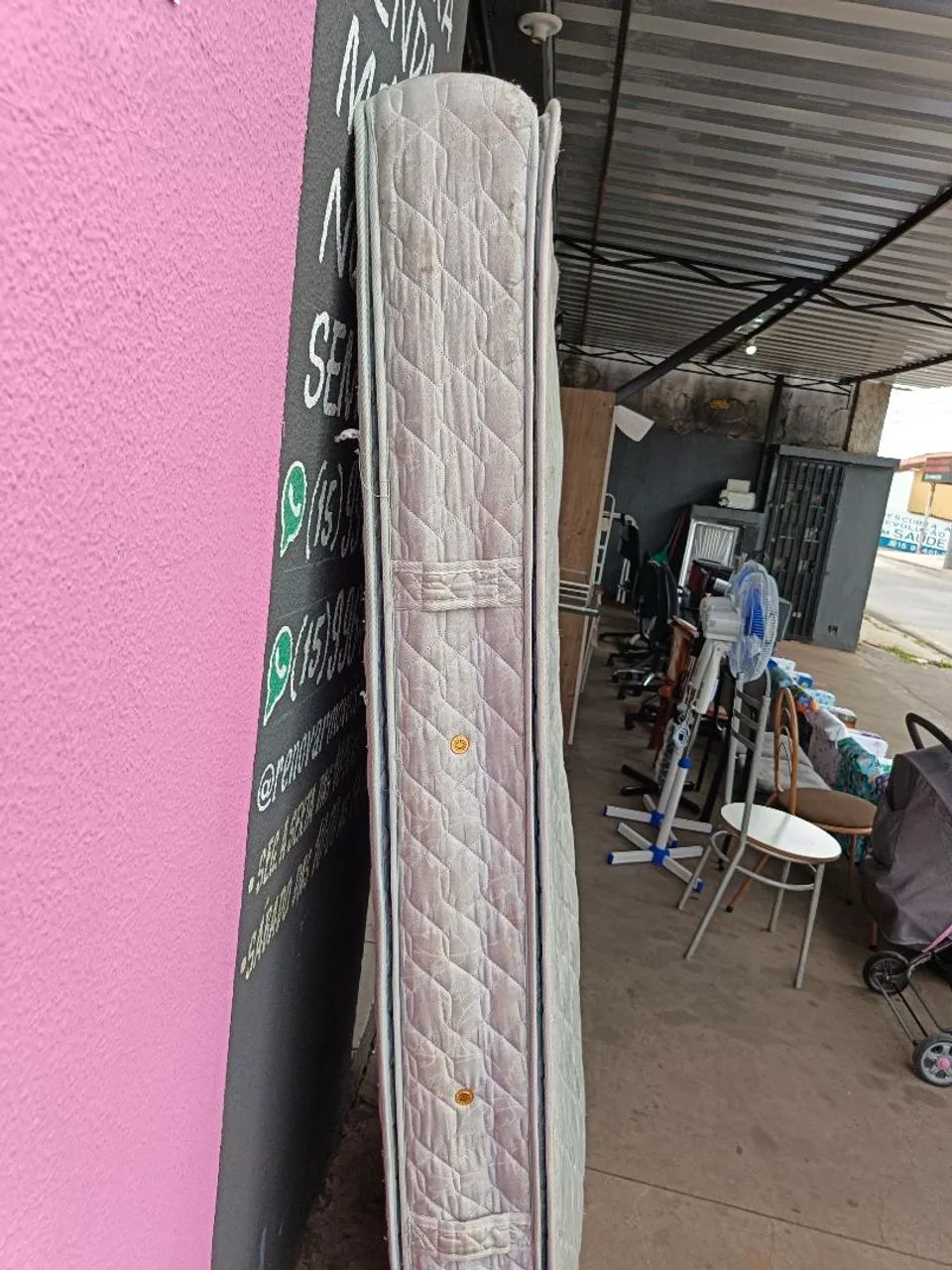 Colchão de solteiro Probel espuma com molas usado em bom estado  - Foto 5
